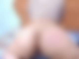 Live cam show with Hanna Bunny - Striptease Latina on Big Tits | colombia