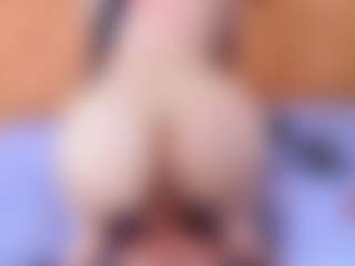 Live cam show with Hanna Bunny - Latina on Camsoda | colombia