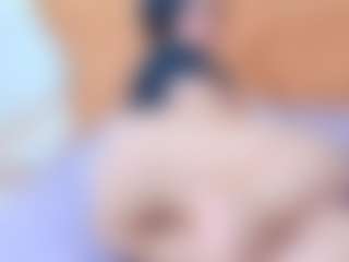 Live cam show with Hanna Bunny - Facial Piercings on Camsoda