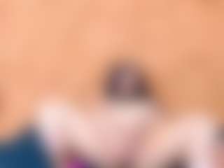Live cam show with Hanna Bunny - BBW on Soda Cam