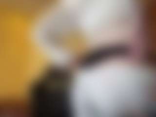 Live cam show with Anna - Joi on AdultVida.com