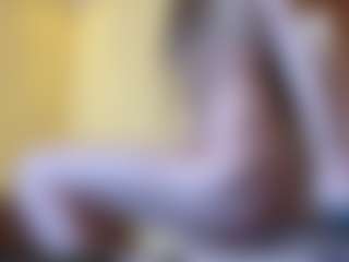 Live cam show with Anna - Brown Hair on Dolls Live