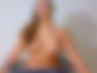 LiaDesire's Live Sex Cam Show
