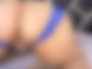 LiaDesire's Live Sex Cam Show
