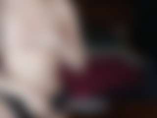 Live cam show with LiaDreams - Toys on CamClone