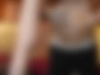 Live cam show with LiaDreams - Striptease on instabang