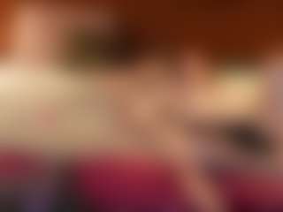 LiaDreams's Live Sex Cam Show