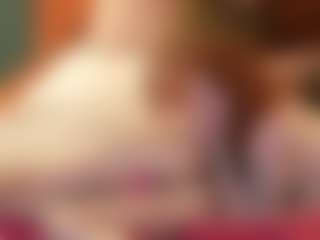 Live cam show with LiaDreams - Tease on PervPlay.com