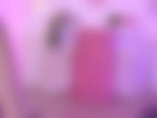 Luciana-Petite's Live Sex Cam Show