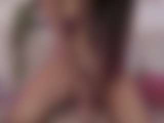 Live cam show with Luciana-Petite - Lovense on Camsoda