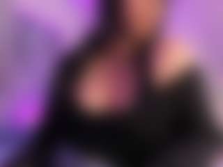 Live cam show with Mara-Jade - Public on Cam Slut