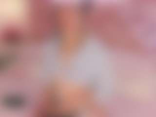 Live cam show with megganrose - Fingers on Cam Slut