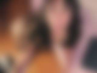 Live cam show with megganrose - Shaved on Camsoda Late Night