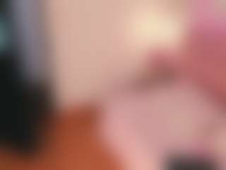 Live cam show with megganrose - Tittyfuck on SmokeAndPoke