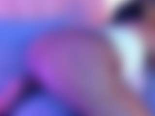 Live cam show with VickyHugeAss - Ebony on Hubzter Live | colombia