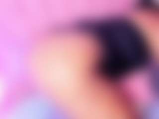 Live cam show with VickyHugeAss - HD on TeamSkeetLive