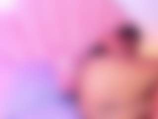 Live cam show with VickyHugeAss - Twerk on TeamSkeetLive