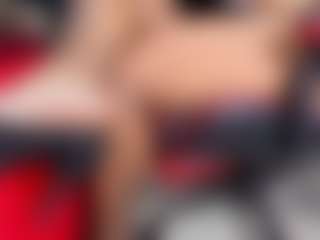 Live cam show with VickyHugeAss - Gagging on slutload