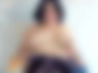 Live cam show with SeleneMoor1 - Camel Toe on Sex Cam Show