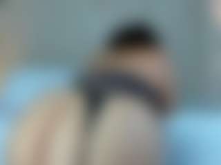 SeleneMoor1's Live Sex Cam Show