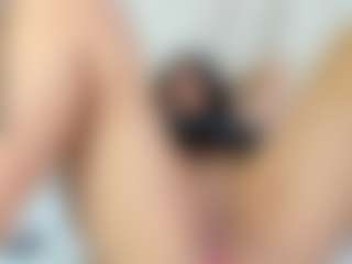 Selene Moor's Live Sex Cam Show