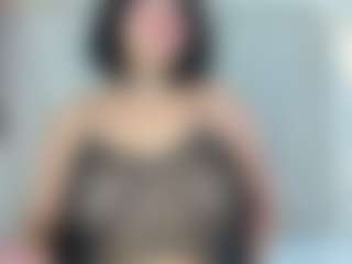 Live cam show with Selene Moor - New Big Ass on Fling VIP Chat