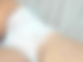 Selene Moor's Live Sex Cam Show