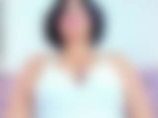 Selene Moor's Live Sex Cam Show
