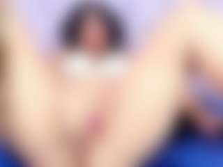 Selene Moor's Live Sex Cam Show