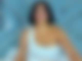 Live cam show with Selene Moor - Lush on TeamSkeetLive