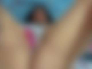 Selene Moor's Live Sex Cam Show