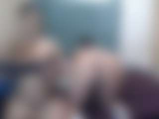 Live cam show with Alyssabrownx - New Teen (18+) on Chatstar