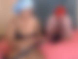 Live cam show with Alyssabrownx - Cum on Dolls Live