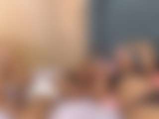 Live cam show with Alyssabrownx - Orgasm on madthumbs