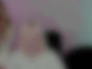 Live cam show with brittany-skyy - Mature Young Adult on intimatelivegirls.com