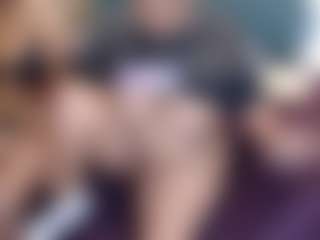 ChubbyBella's Live Sex Cam Show