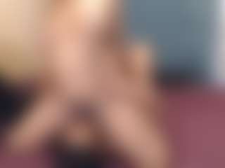 ChubbyBella's Live Sex Cam Show
