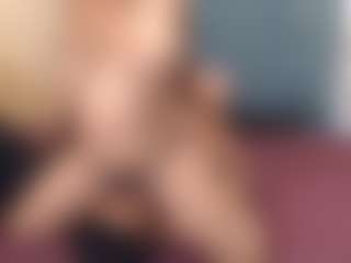 ChubbyBella's Live Sex Cam Show