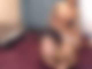 ChubbyBella's Live Sex Cam Show