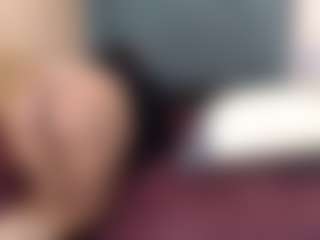Live cam show with ChubbyBella - Orgasm on Camsoda