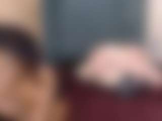 Live cam show with ChubbyBella - Strip on Dolls Live