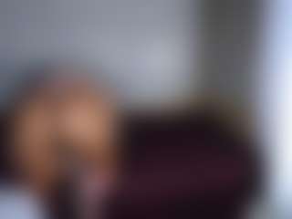 Live cam show with ChubbyBella - Tease on CSO-WL