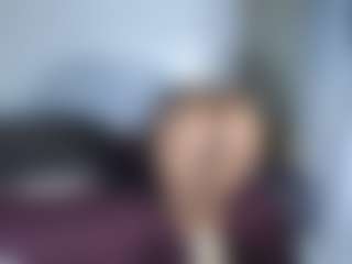 Live cam show with ChubbyBella - Ass Clapping on madthumbs