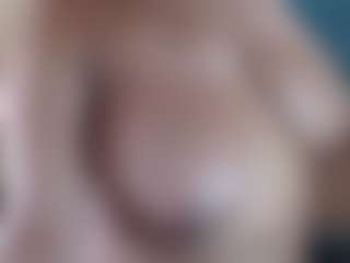 Live cam show with ChubbyBella - Full Nudity on Camsoda