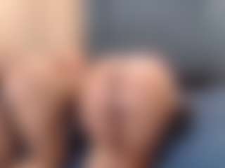 Live cam show with ChubbyBella - Dirty Talk on Dolls Live