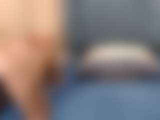 Live cam show with ChubbyBella - Cum on madthumbs