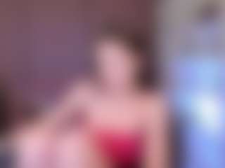 Live cam show with Cirilla-Rosee - Young Adult on Mixed Magazine Live