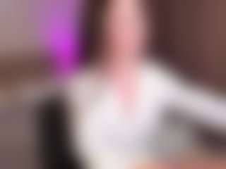 Live cam show with Cirilla-Rosee - College Brown Hair on Free Soda