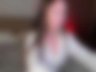 Live cam show with Cirilla-Rosee - Slender on Camsoda