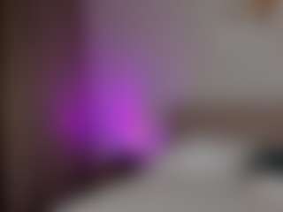 Live cam show with Cirilla-Rosee - Body Massage on EXY
